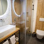 Holiday home House Sauna&roof Jacuzzi *