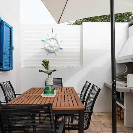 House Lebotticasa Σπίτι διακοπών Pirovac