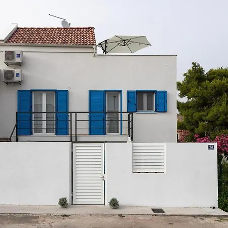 House Lebotticasa 피로바츠