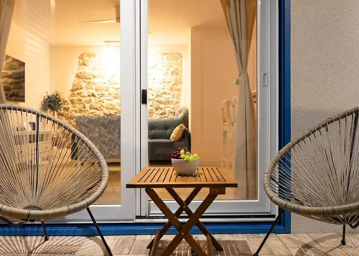 House Sauna&roof Jacuzzi * Pirovac