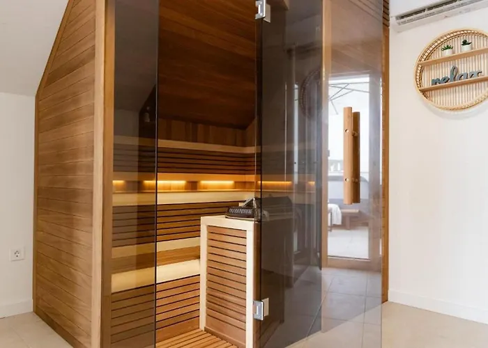 House Sauna&roof Jacuzzi Ferienhaus Pirovac