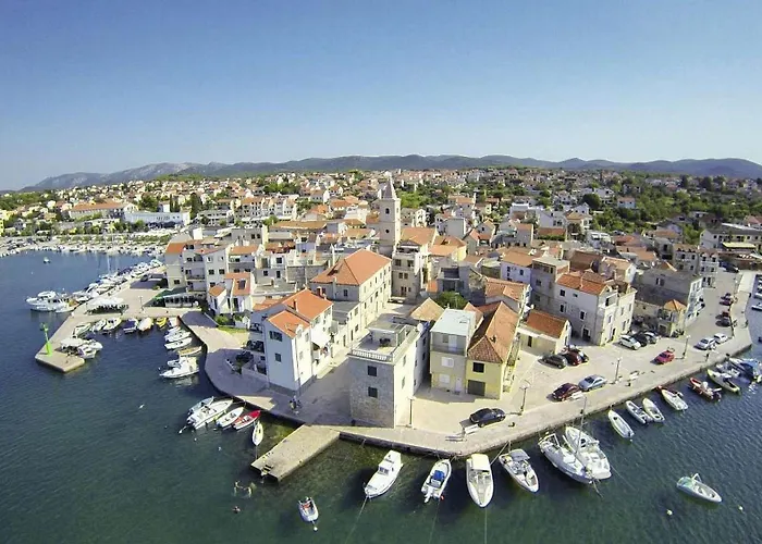 House Sauna&roof Jacuzzi Ferienhaus *